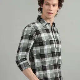 Bushirt Green Regular Fit Checks Shirt image 3
