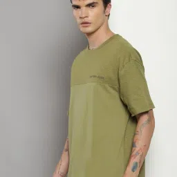 Calvin Klein Jeans Green Cotton Regular Fit Self Pattern T-Shirt image 3