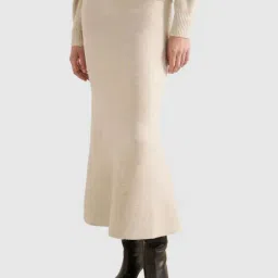 forever new Cora Knitted Midi Skirt image 3