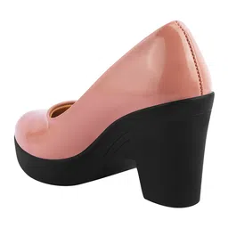 Shoetopia Solid Block Heel Sandals - Peach image 3