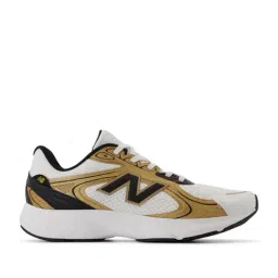 New Balance Men MAMASMW1 White Sneakers-image-41