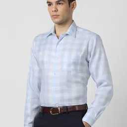 Van Heusen Men Checked Formal Cotton Shirt image 3