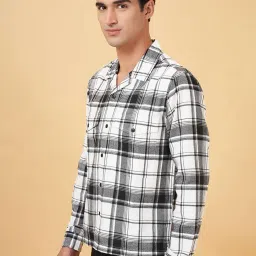 Street 808 By Pantaloons Snow White Relaxed Fit Checks Shirt image 3