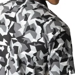 VIVEK KARUNAKARAN Men Spread Collar Abstract Printed Cotton Slim Fit Casual Shirt image 5