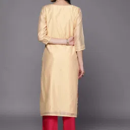 Libas Peach Embroidered Straight Kurta image 3