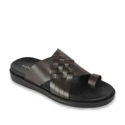 Mochi Men's Brown Toe Ring Sandals image 2