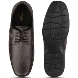 Liberty Men's Brown Derby Shoes image 4
