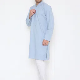 Maharaja Men Solid Kurta with Trousers image 2
