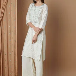 Melange by Lifestyle Off White Embroidered Straight Kurta image 3
