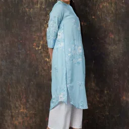 Melange by Lifestyle Blue Printed Straight Kurta image 3