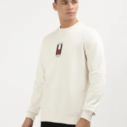 Tommy Hilfiger Ivory Petal Cotton Regular Fit Graphic Sweatshirt image 3