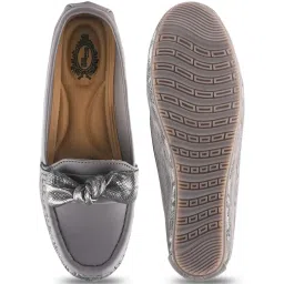 Shoetopia Kids Grey Wedge Loafers image 3