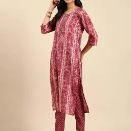 showoffff SHOWOFF Pink Embroidered Kurta Pant Set With Dupatta image 3