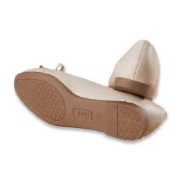 CODE by Lifestyle Women's Off White Ballerinas image 2