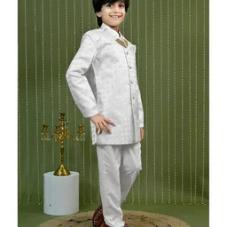 Ahhaaaa Viscose Woven Full Sleeves Geometric Shape Embroidered Sherwani & Pant Set - White image 4