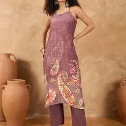 Varanga Women Paisley Printed Regular Beads and Stones Kurta with Trousers-image-14
