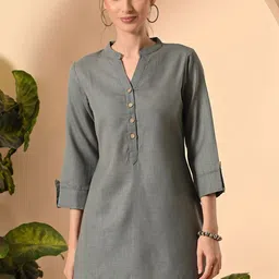 Akshatani V-Neck Kurti-picture-23