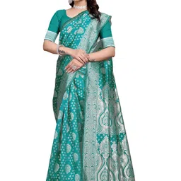 KANOODA Woven Design Zari Silk Blend Handloom Saree image 2