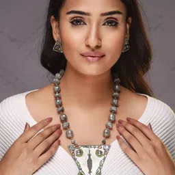 Anouk Oxidised Silver-Plated & Kundan Studded & Ghungroo Beads Jewellery Set image 3
