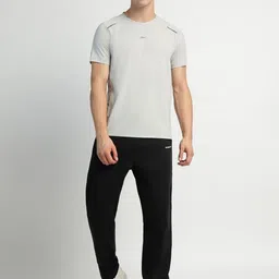 Reebok Men Solid Round Neck T-shirt image 4