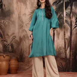 Sangria Women Thread Work and Sequin Detail Flared Sleeves Kurta image 2