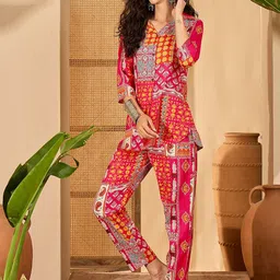 Sangria Printed Shirt Collar Tunic & Trousers Co-Ords image 2
