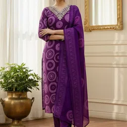 MEHARIKA Geometric Printed Thread Work Straight Kurta With Trousers & Dupatta image 5