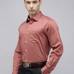 Van Heusen Pure Cotton Custom Fit Abstract Printed Formal Shirt image 3