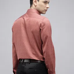 Van Heusen Pure Cotton Custom Fit Abstract Printed Formal Shirt image 5