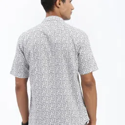 showoffff SHOWOFF White Cotton Slim fit Geometric Shirt image 4