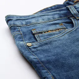 The Indian Garage Co Men Relaxed Fit Light Fade Stretchable Jeans image 5