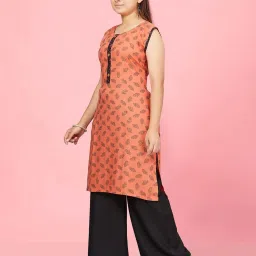 Aarika Kids Peach & Black Cotton Printed Kurti Set image 4