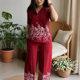 Tzelynn Women Red Pure Cotton Kurta Sets-picture-2