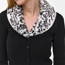 Cover Story Black Viscose Solid Sweaters image 3