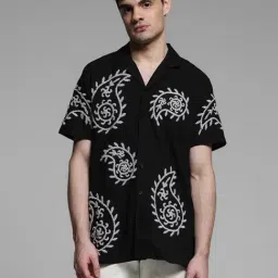 Jack & Jones Jet Black Regular Fit Printed Shirts-picture-22