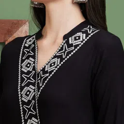 Globus Black Embroidered Kurta image 4