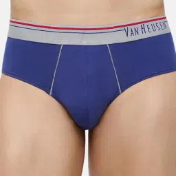 Van Heusen Regular Fit Anti Bacterial Colour Fresh Solid Briefs - Pack of 3 image 3