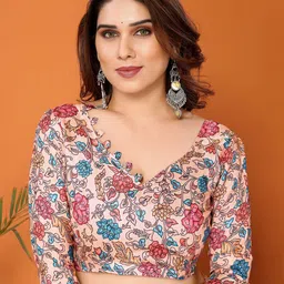 LeeliPeeri Designer Striped Saree image 3