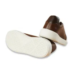 Code by Lifestyle Men's Tan Sneakers image 3