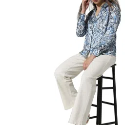 Only White Printed Shirt image 4