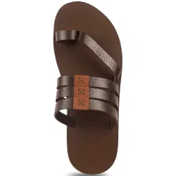 Mochi Men's Brown Toe Ring Sandals image 4