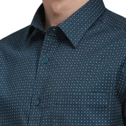 Louis Philippe Green Cotton Regular fit Geometric Shirts image 4