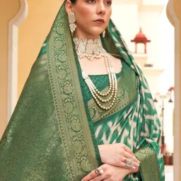 Saree Mall Green Silk Woven Saree With Unstitched Blouse image 4