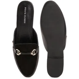 Peach Flores Women's Black Mule Shoes image 4