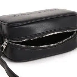 TOMMY HILFIGER Black Camera Bag image 4