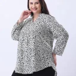 Qurvii Black Floral Regular Fit Shirt image 3