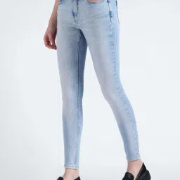 Calvin Klein Skinny Denim Light Lightly Washed Mid Rise Jeans image 4