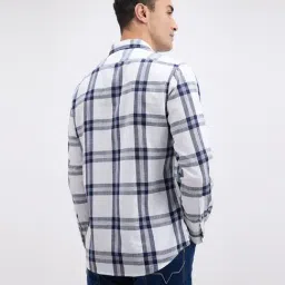 Pepe Jeans White & Blue Cotton Regular Fit Checks Shirt image 2
