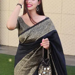 Snofi Creation Paisley Zari Art Silk Heavy Work Kanjeevaram Saree image 4