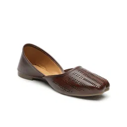 carrito Women Square Toe Mojaris image 5